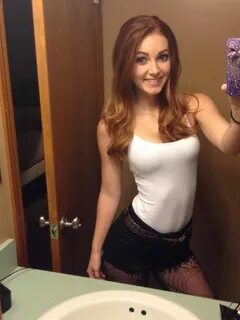 A Natalie Lust selfie - Imgur