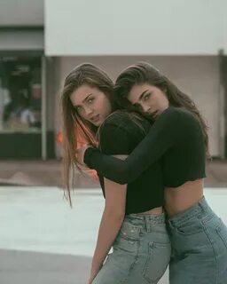 @sᴀᴛᴀɴʙᴀʙʏʏʏʏ ☪ ✧ Lesbian Love, Cute Lesbian Couples, Lgbt Love, Cute Coupl...