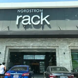 Nordstrom Rack - 1 подсказка