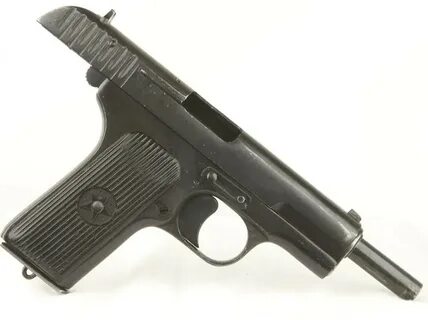 WWII Russian Tokarev TT mod.1933 pistol complete with holste