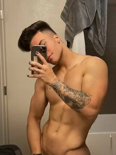WOBRUNO's tweet - " // 😈 se começarmos a namorar agora, eu seria seu ativo 🍆 ou 