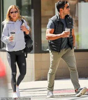 Kelly Ripa is seen on a morning coffee run with husband Mark