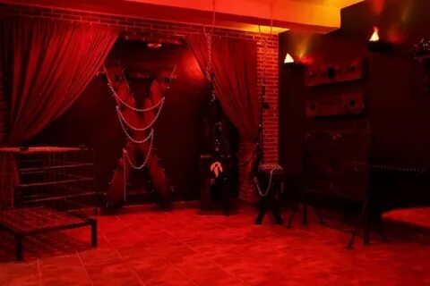 Red room pictures