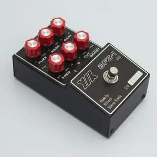 XIX tech BFZ-1 Bass Fuzz