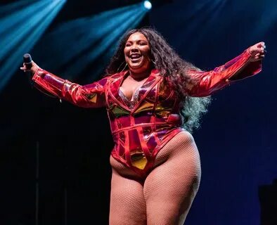 Singer Lizzo, can this much mass be gained natty? - Imgur