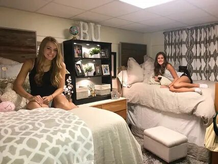 lo on Twitter Girls dorm room, Baylor dorm rooms, College do