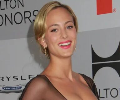 Nora Arnezeder Height Weight Body Stats Age Family Facts