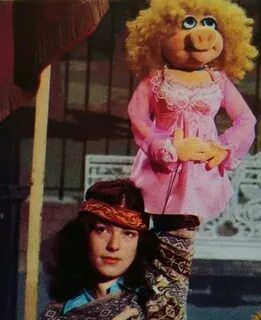 Louise Gold Performing Annie Sue on The Muppet Show Muppets,