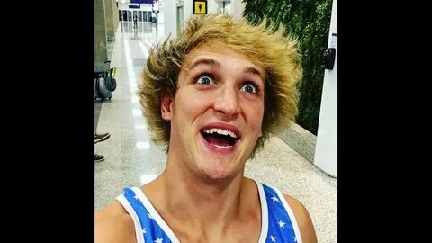 Logan Paul MOBBED by fans at Vidcon 2017 Crazy Hair - YouTub
