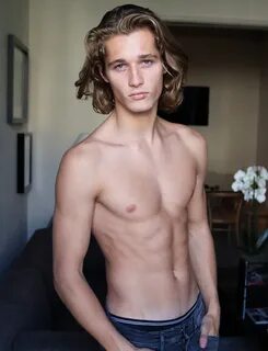 Beauty and Body of Male : Roy Van Leeuwen Photo 2