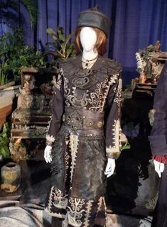 Hollywood Movie Costumes and Props: Pirates of the Caribbean