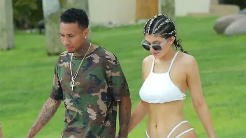 Kylie Jenner and Tyga Show Off PDA for the First Time on Mex