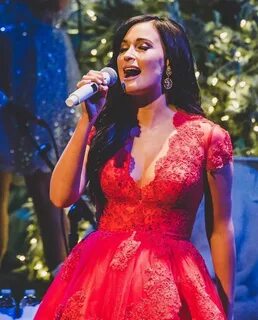 The Hottest Kacey Musgraves Photos - 12thBlog