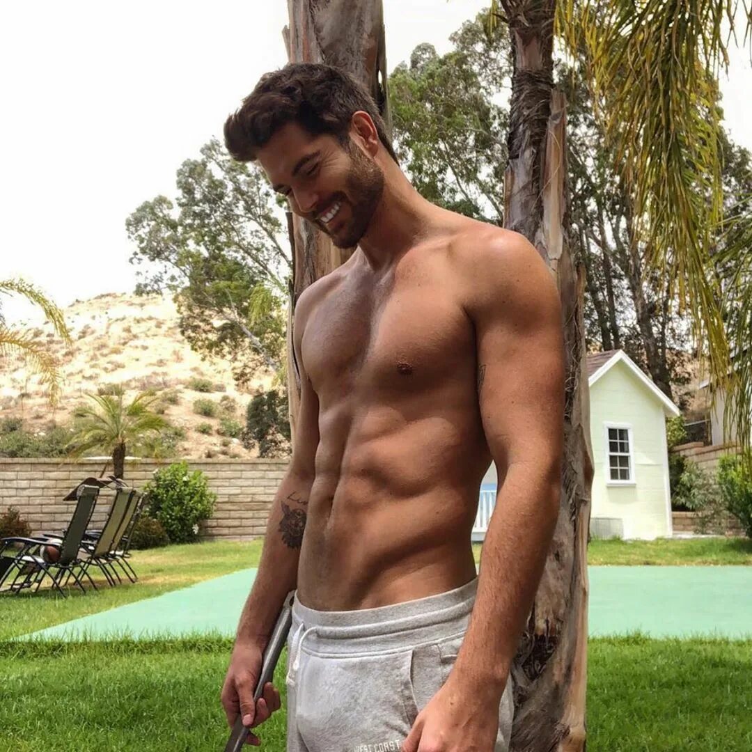 Loving Male Models (LMM) в Instagram: "#NickBateman @nick bateman"...