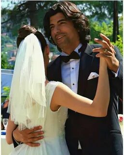 Pin de Kazi Anwar en Fatmagul y Kerim Fatmagul, Mujer bailan