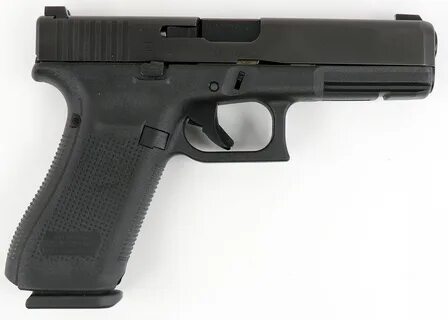 Glock G17 Gen 5 Black 9MM 4.49 inch 17 Rounds Glock Night Si