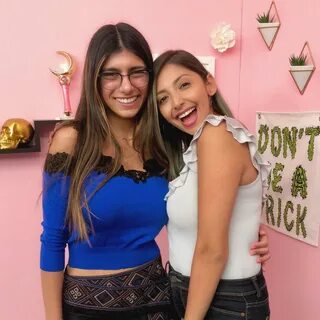 Tiffany Del Real on Twitter: "We have the lovely @miakhalifa