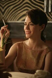 Maggie Siff Biography, Maggie Siff's Famous Quotes - Sualci 
