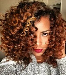 30 Trendy Curly Bob Haircuts and Hair Colors for Women - Pag