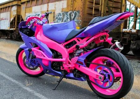 Stunt Rider Drea and her Pink and Purple Bike Purple bike, P