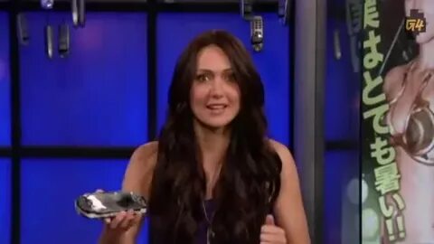 Jessica Chobot Licks A PSP GIF Gfycat