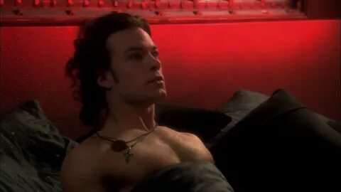 ausCAPS: Kyle Schmid shirtless in Blood Ties 1-01 "Blood Pri