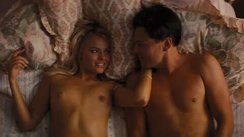 Margot Robbie - Nude and Sexy Celeb Pictures