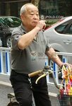 White hair old man talked by bike - Page of 2 - 精 品 帅 老