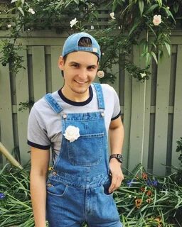 Overalls Denim jeans fashion, Mens overalls shorts, Overalls