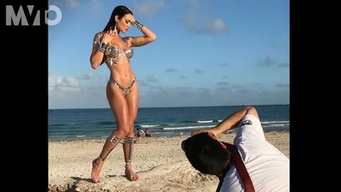 Zuleyka Rivera posó casi desnuda en la playa The MVTO - YouT