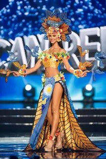 Miss-Universe-2016-National-Costumes-Tom-Lorenzo-Site-Miss-D