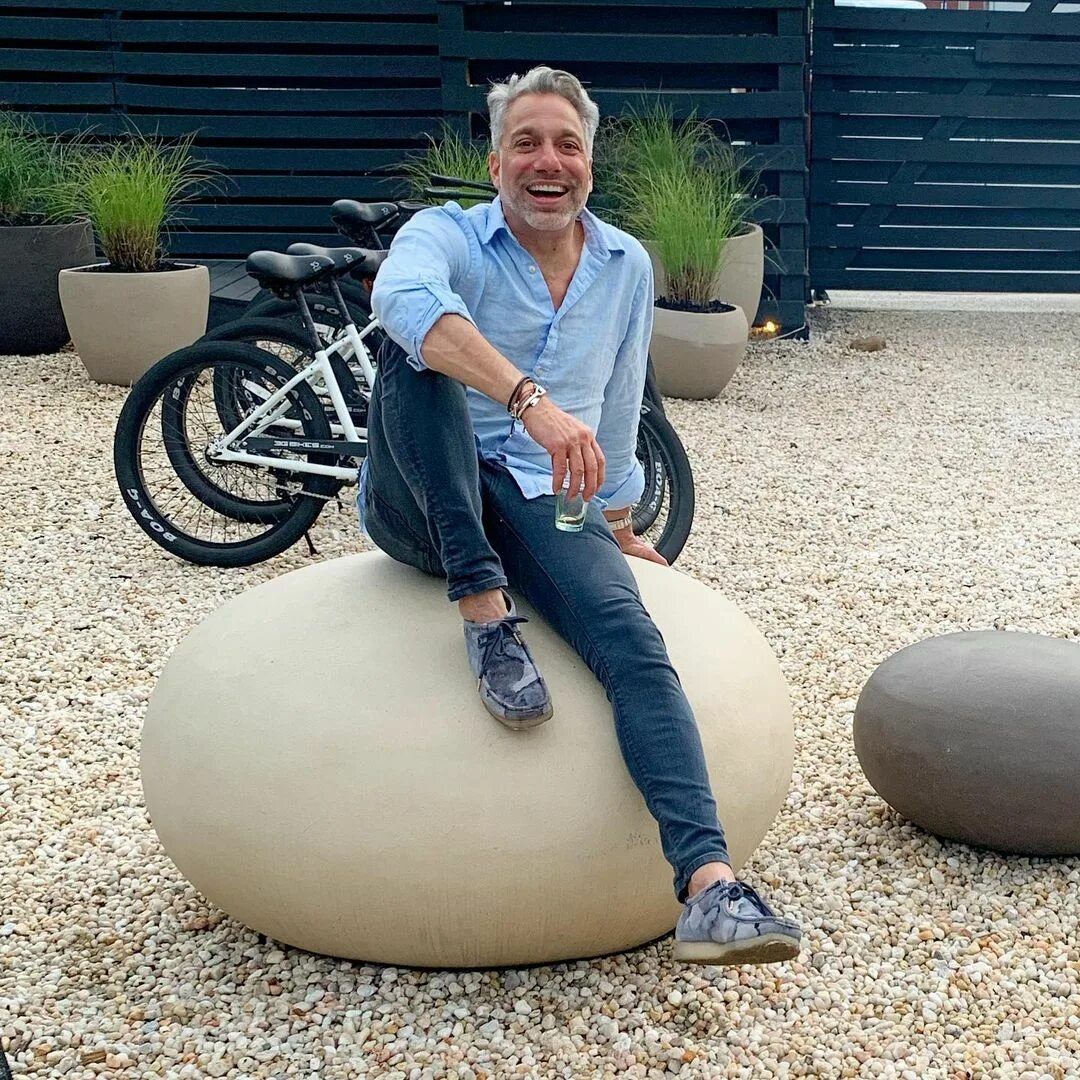Thom Filicia в Instagram: "This is what we call "Thom On The Rock...