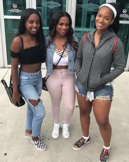 Fans Believe Kandi Burruss is Playing Favorites Between Her 