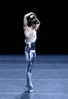 Xander Parish - Apollo - Photo Valentin Baranovsky Flickr