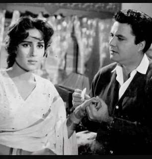 Shamim Ara with Santosh Kumar on a movie set Popular Pakista
