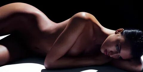 Irina Shayk Naked and Sexy Photo Collection - Leaked Diaries