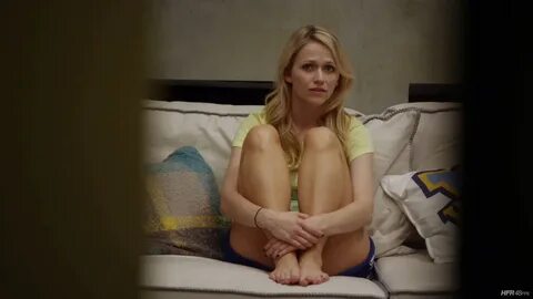 Johanna Braddy's Feet wikiFeet