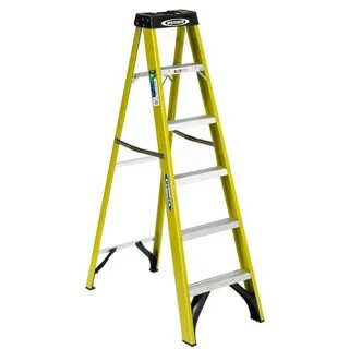 Werner 6 ft. Fiberglass Step Ladder 225lbs. Type II Duty Rat