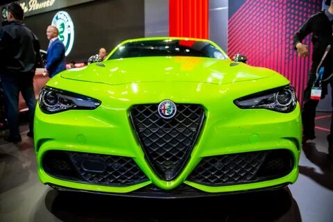 Video - Alfa Romeo Giulia QV Neon Green & 6 Underground BMW 