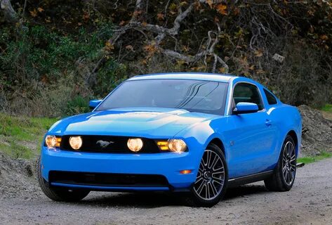 Ford Mustang GT (2010) - 14 Free high resolution pictures of