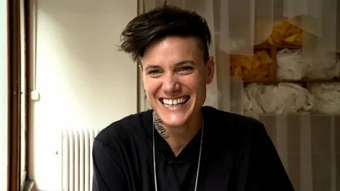 Who is Casey Legler? - Advice from Influencers and ModelsAdv