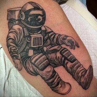 cosmonaut tattoo 01.02.2020 № 082 -tattoo astronaut- tattoov