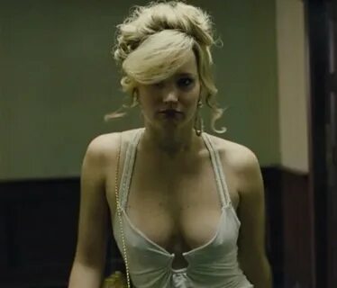 Jennifer Lawrence's Breasts Snubbed At The Oscars