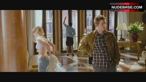 Joanna Page Topless Scene - Love Actually (0:41) NudeBase.co