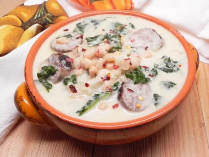 Cauliflower Recipe: Cauliflower Tuscan Soup (Zuppa Toscana) 