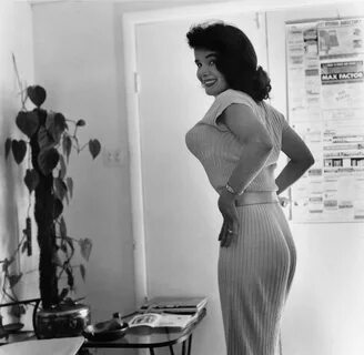 eyval.net : Betty Blue - Miss November / 1956