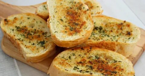 Kitchen Simmer: Quick Skillet Garlic Bread