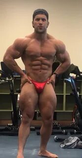 Mechadude2001: Bodybuilders in Red