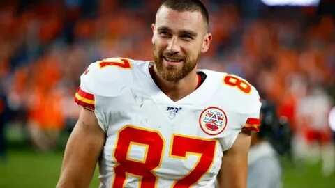 Travis Kelce / Travis Kelce Inks 4 Year Extension with Kansa