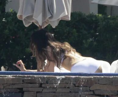 Kate Beckinsale wearing a bikini on vacation in Mexico Augus